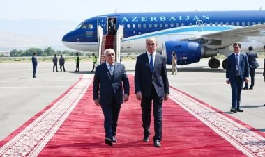 Baş nazir Əli Əsədov Tacikistana gəlib