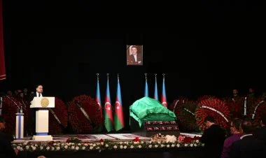 Əməkdar artist Cabir İmanov dəfn olunub FOTO