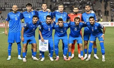 Ayxan Abbasov Fransa və Ukrayna oyunları üçün heyətini seçib