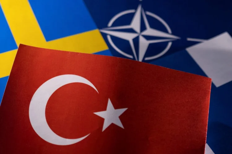 İsveç və Finlandiyanın  NATO-ya yolu Ankaradan keçir