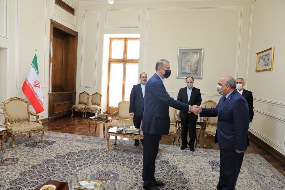 Rusiya səfiri İranın xarici işlər naziri ilə görüşüb