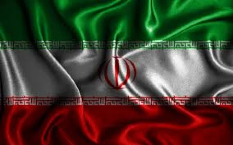 İranın xarici siyasətini kim müəyyən edir?
