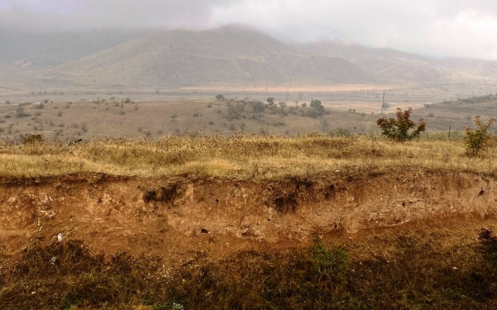 Xocavənddə orta əsrlərə aid qəbiristanlıq aşkarlandı FOTO