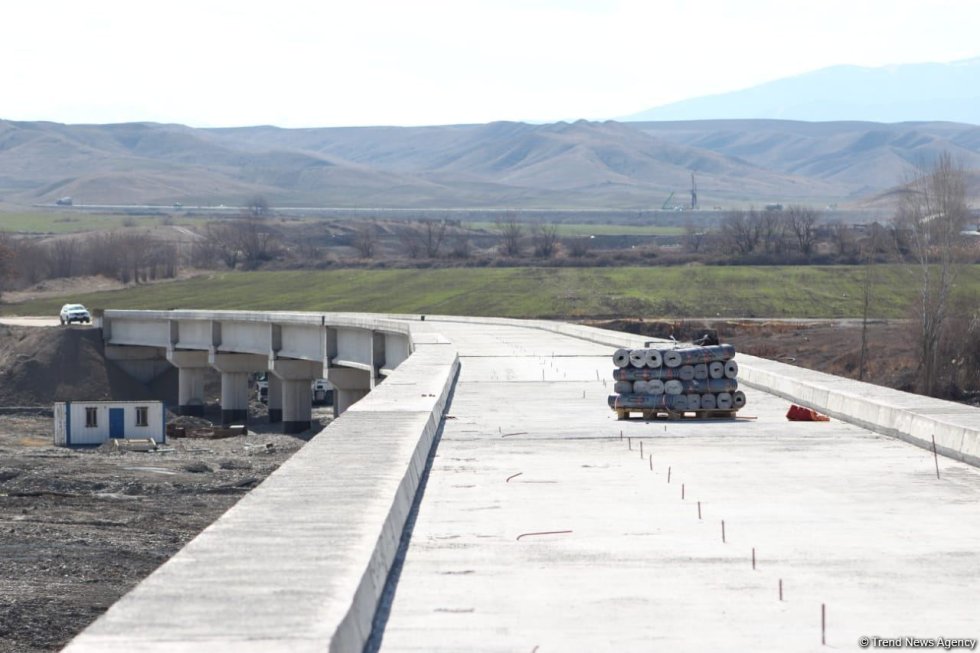 Horadiz - Ağbənd dəmir yolu üzərində stansiyalar tikiləcək