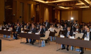 Heidi Kühn: Biz minalanmış əraziləri bağlara çevirməliyik