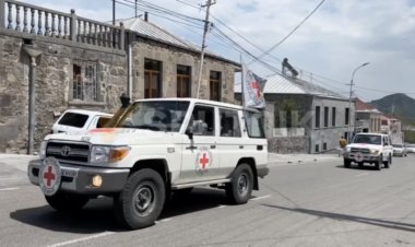 Xankəndi-Laçın yolu var gücü ilə işləyir