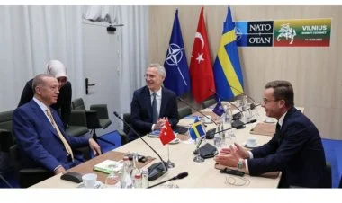 İsveç Türkiyəyə terroru dəstəkləməyəcəyinə söz verib