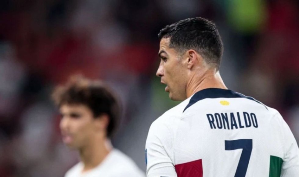 Kriştiano Ronaldo Marakeş sakinlərinə yardım edib