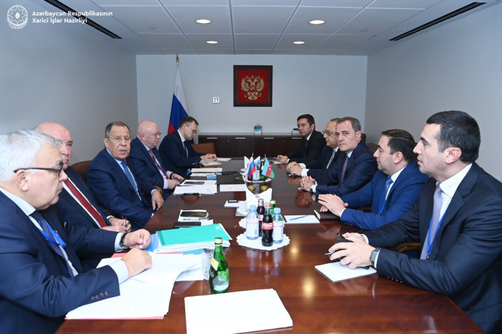 Ceyhun Bayramov Sergey Lavrovla görüşüb