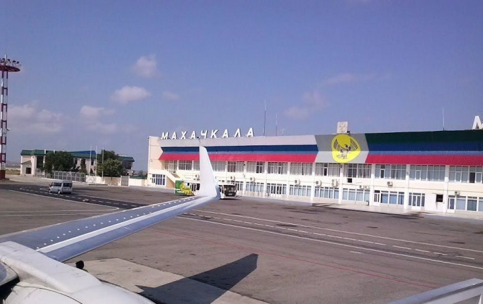 дагестан аэропорт уйташ. международный аэропорт махачкала (уйташ). аэропорт махачкала. аэродромы дагестана. аэродромы дагестана.